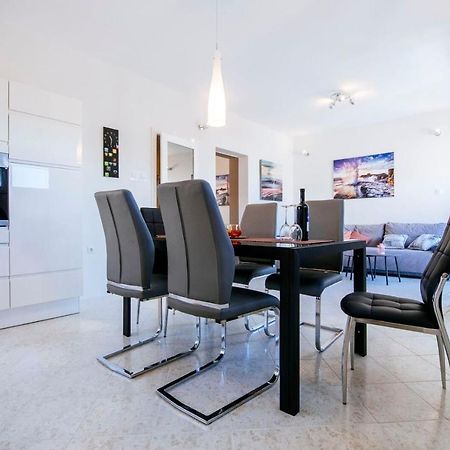 Bayshore Apartment Задар Екстериор снимка